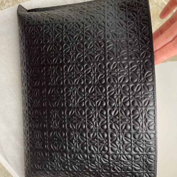 Loewe Repeat T Pouch- Clutch - Picture 2 of 4